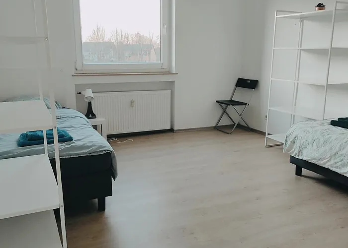 Monteur-ferien-messewohnung 6 Personen 2 Og Appartement Mettmann